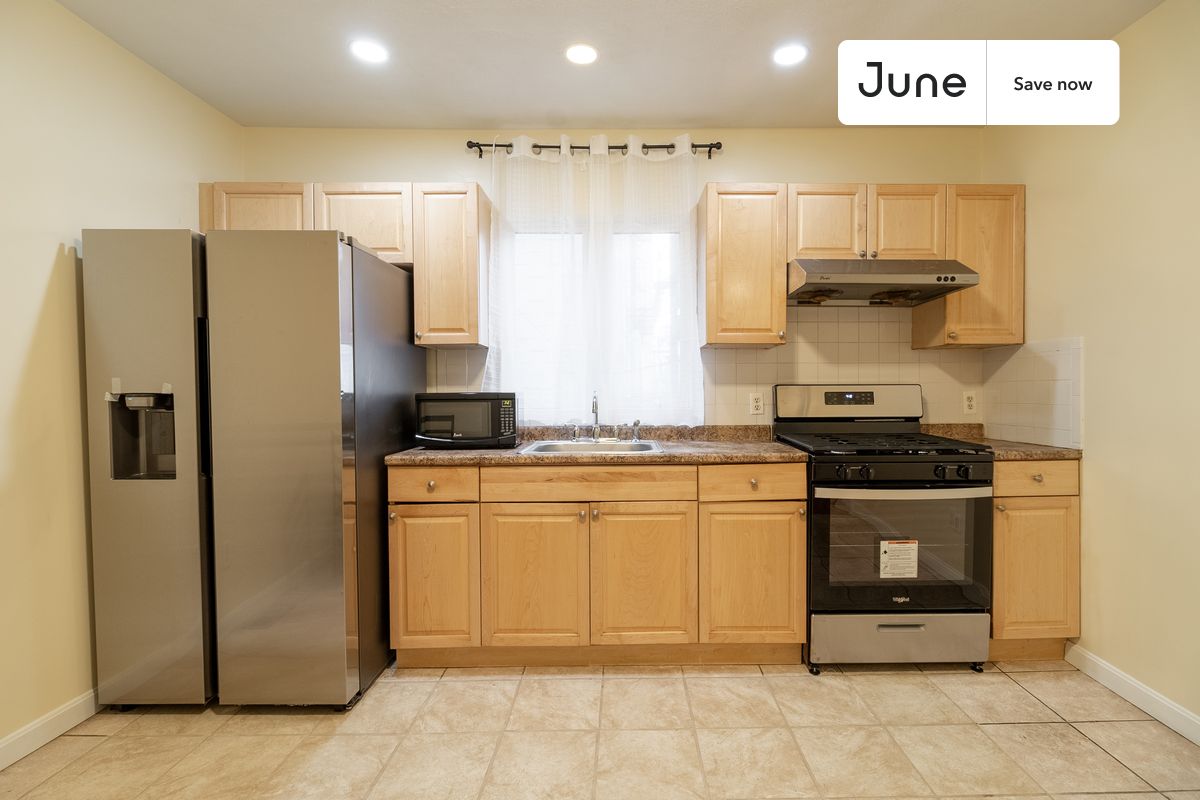 Photos of apartment on Paris,Boston MA 02128