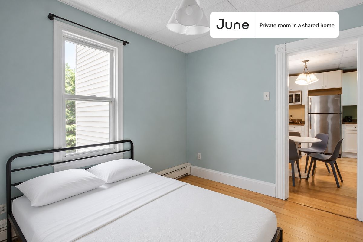 Pictures of  property for rent on Howell St., Boston, MA 02125