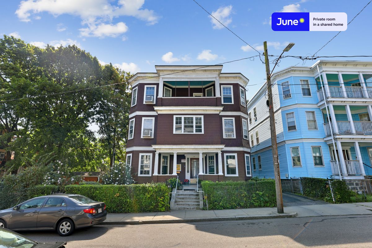 Photos of apartment on Lithgow St.,Boston MA 02124