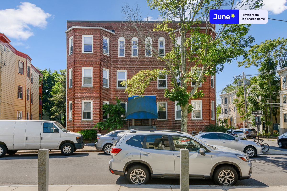 Photos of apartment on Easton St.,Boston MA 02134