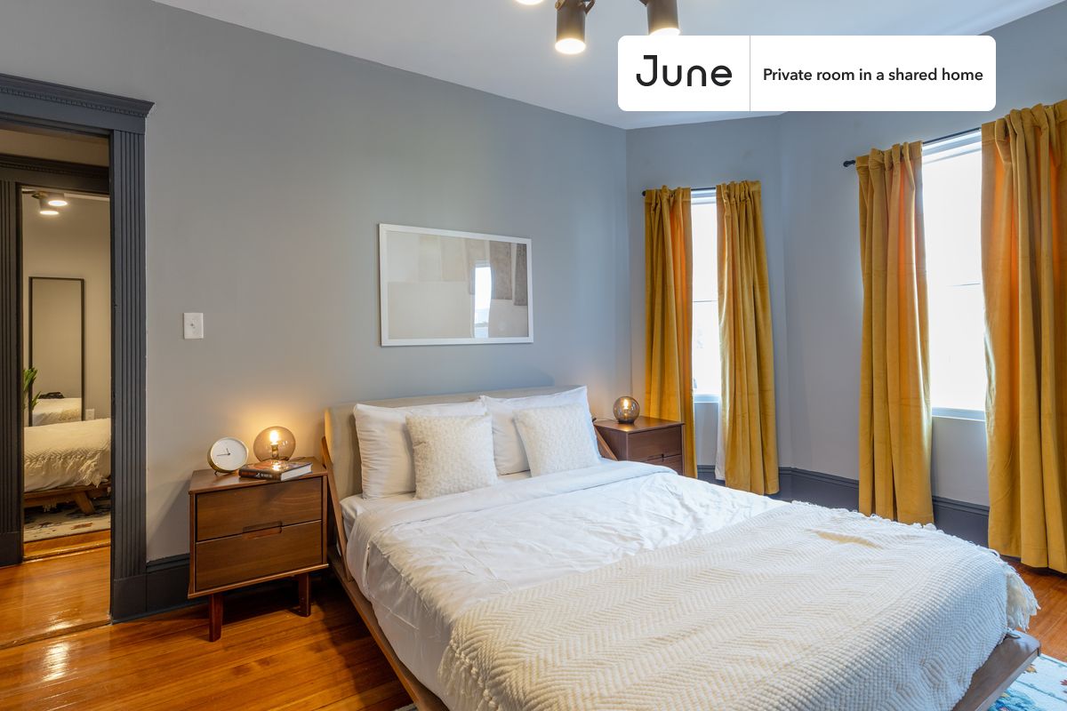 Photos of apartment on Hancock St.,Boston MA 02125