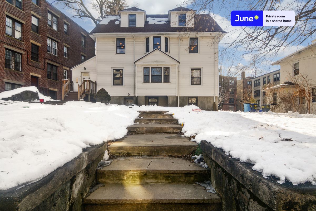 Photos of apartment on Chiswick Rd.,Boston MA 02135