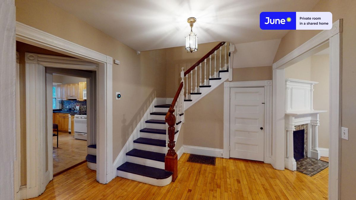 Photos of apartment on Sparhawk St.,Boston MA 02135