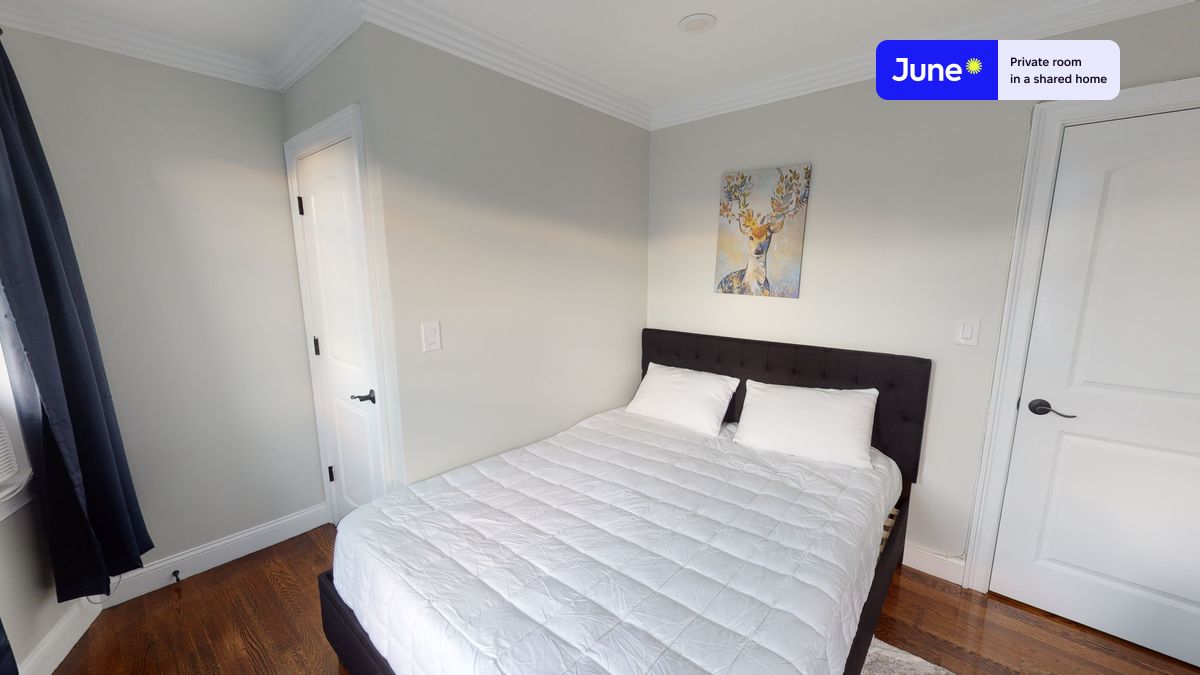 Pictures of  property for rent on Washington St., Boston, MA 02135