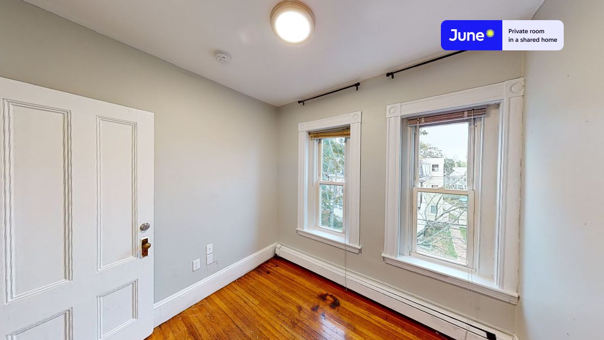 Photos of apartment on Easton St.,Boston MA 02134