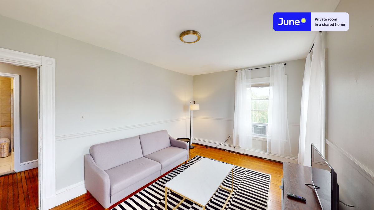 Photos of apartment on Easton St.,Boston MA 02134