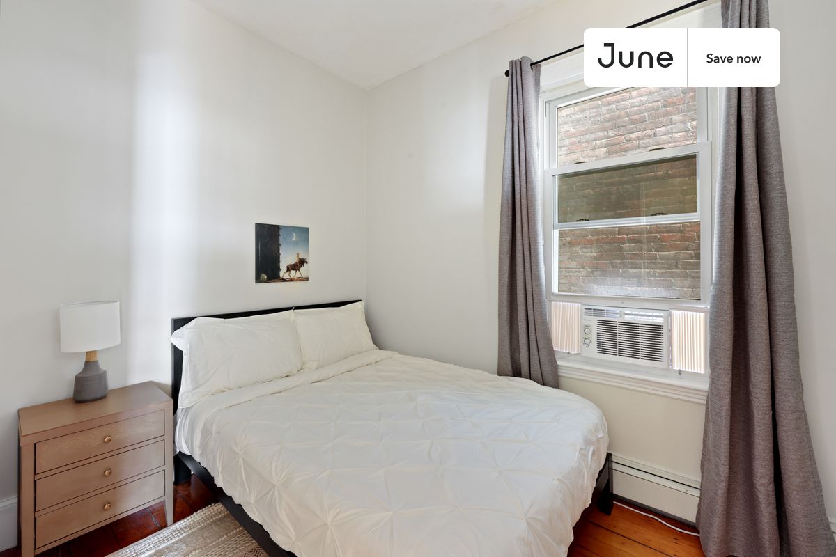 Jamaica Plain, Boston, MA - 4 Beds, 1 Bath - $1,325 - ID#4339251