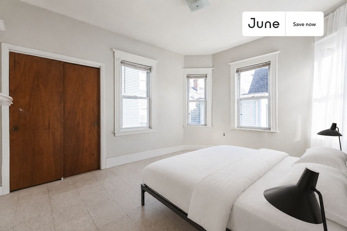 Photos of apartment on River St.,Boston MA 02139