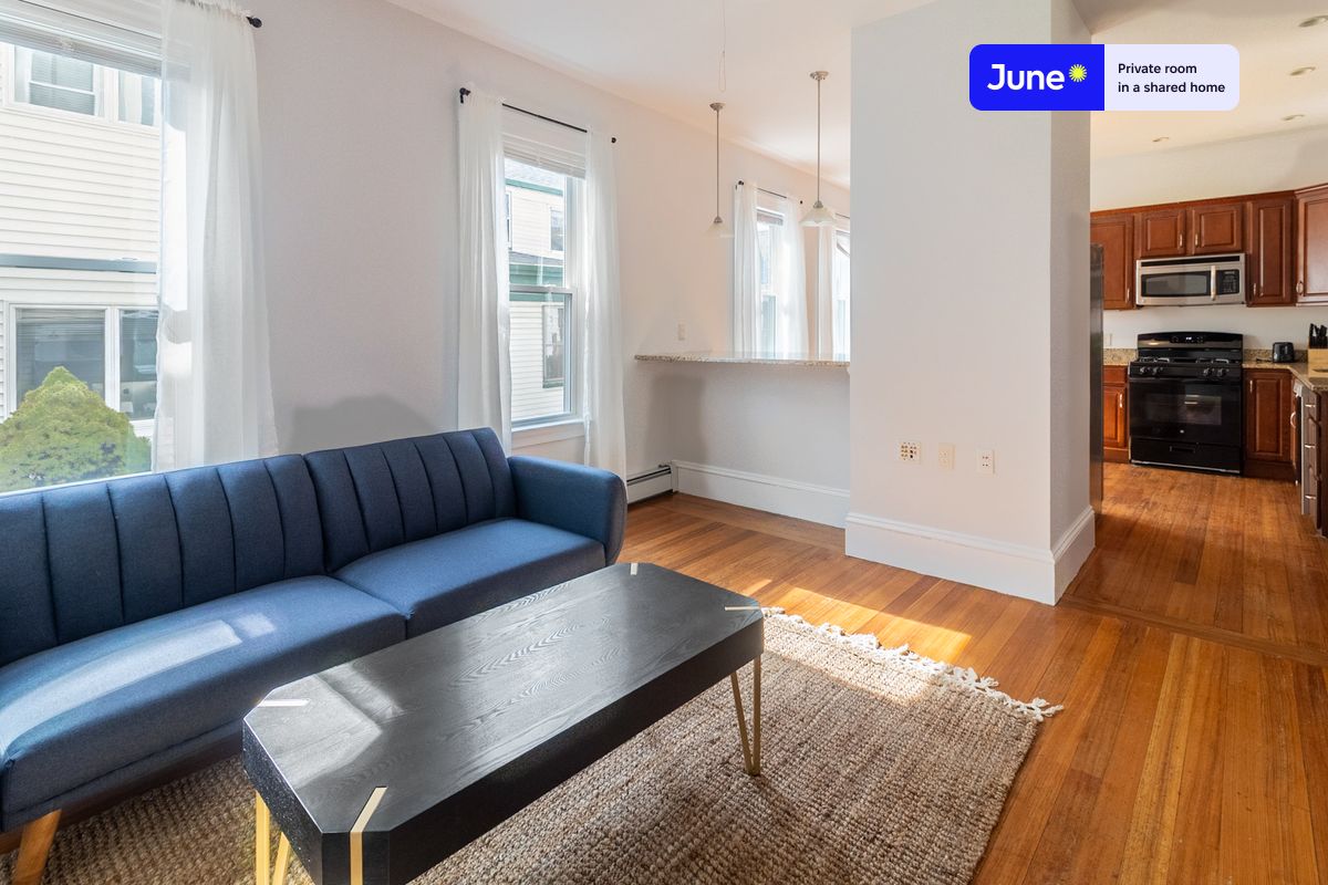 Photos of apartment on Prospect St.,Boston MA 02139