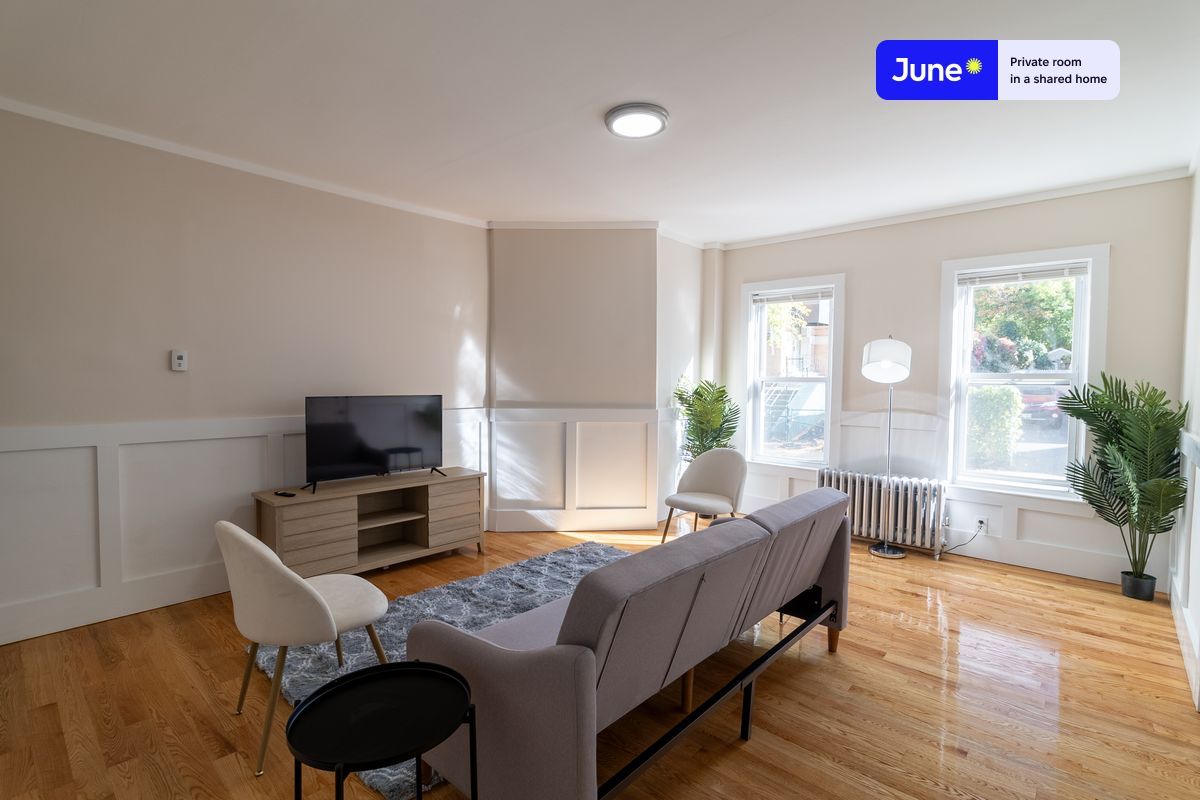 Photos of apartment on Islington St.,Boston MA 02134