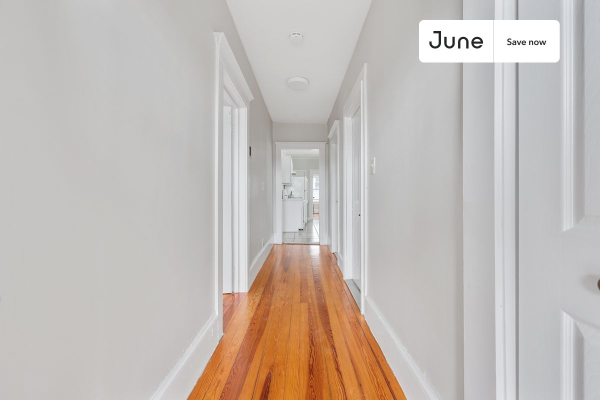 Photos of apartment on Craigie St.,Boston MA 02143