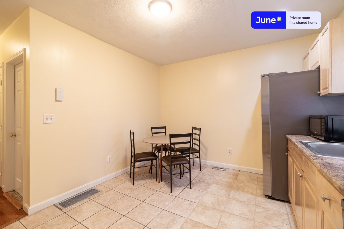 Photos of apartment on Paris,Boston MA 02128