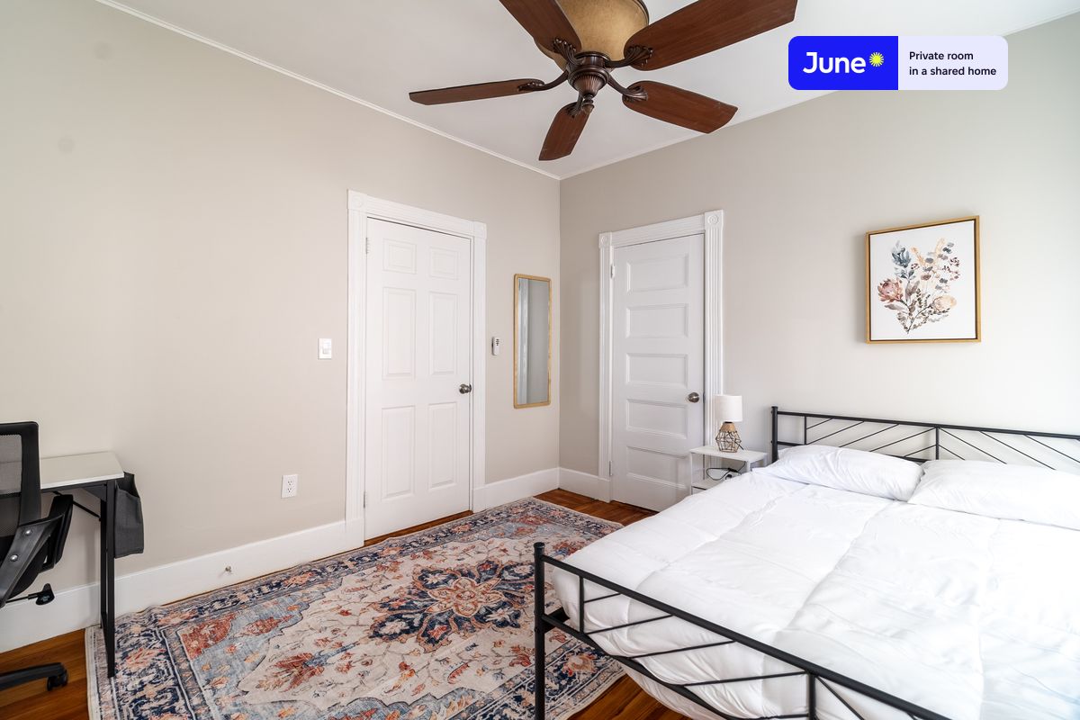 Photos of apartment on Brook St.,Boston MA 02445
