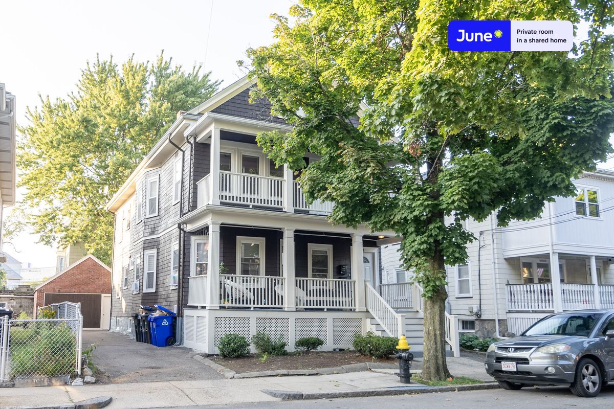 Photos of apartment on Easton St.,Boston MA 02134