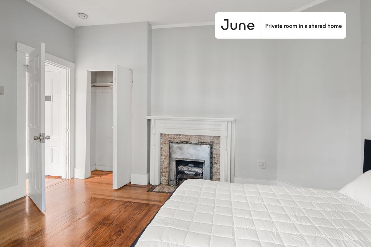 Photos of apartment on Greylock Rd.,Boston MA 02134