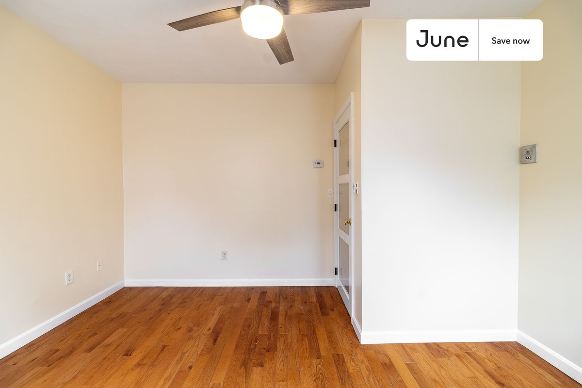 Photos of apartment on Paris,Boston MA 02128