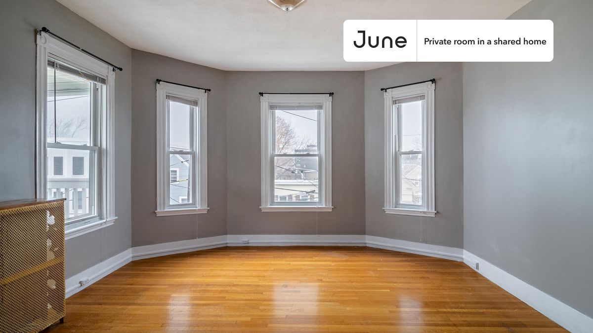 Photos of apartment on Beacon St.,Boston MA 02143