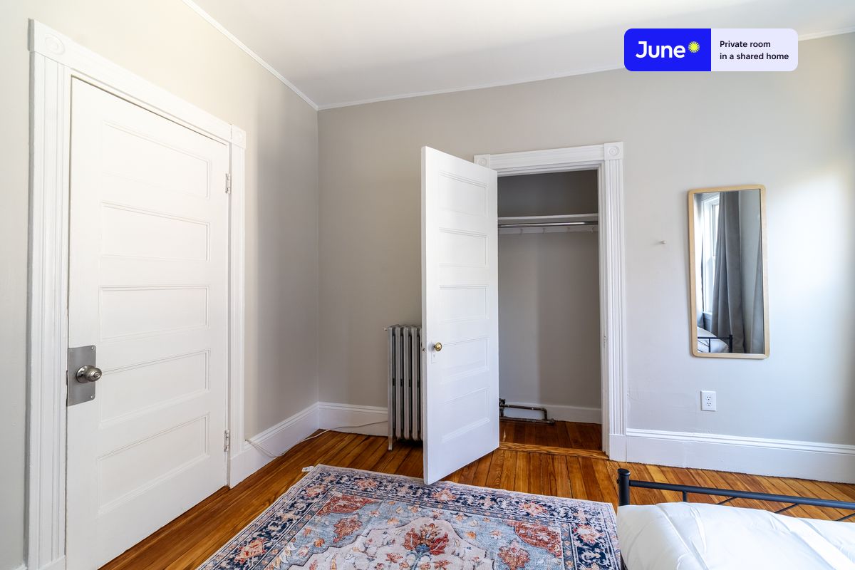 Photos of apartment on Brook St.,Boston MA 02445
