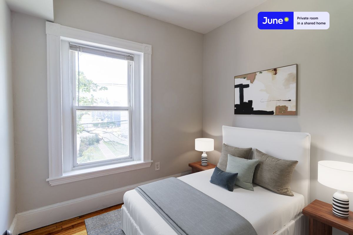 Pictures of  property for rent on Easton St., Boston, MA 02134