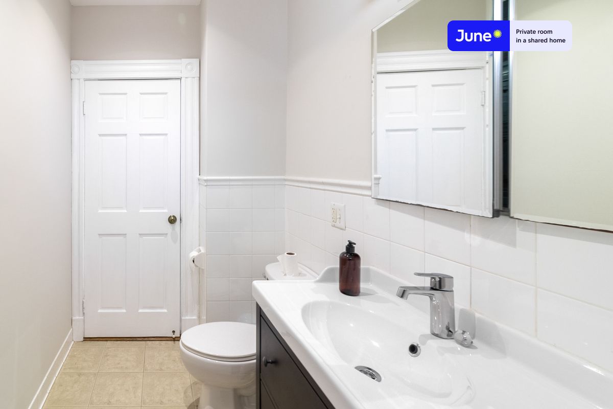 Photos of apartment on Prospect St.,Boston MA 02139