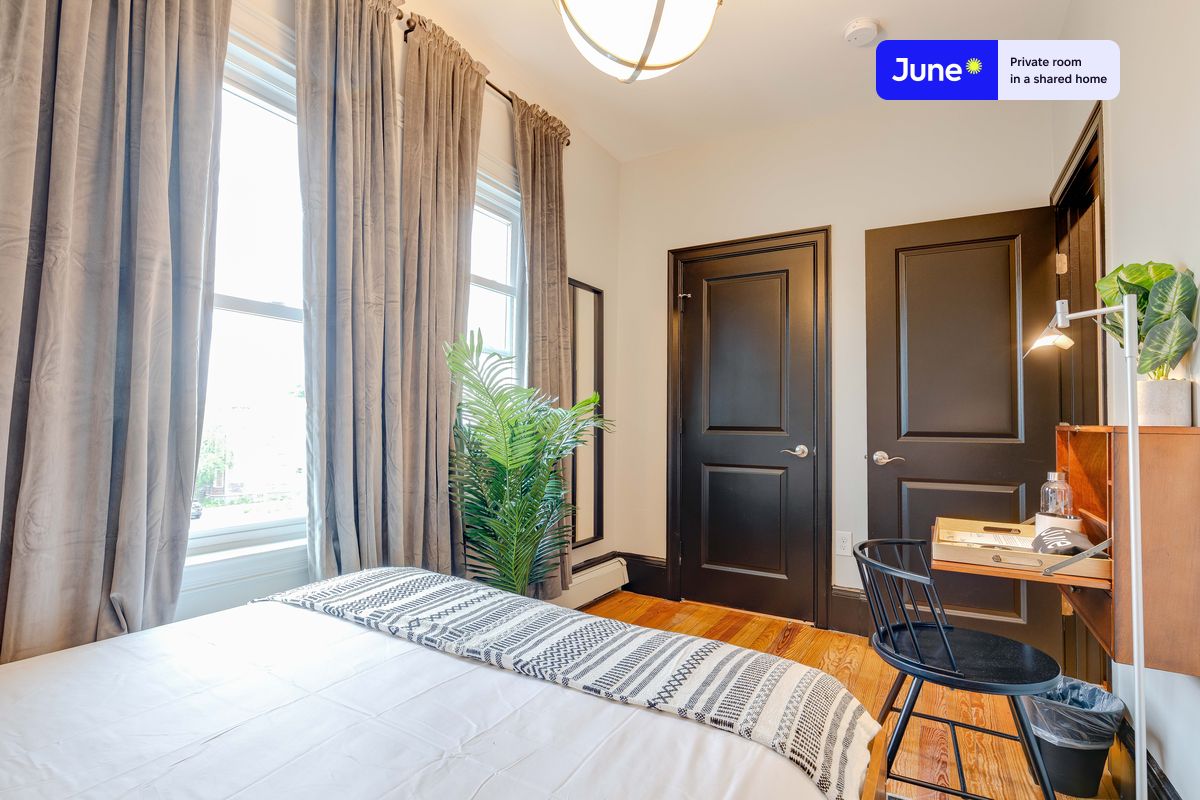 Photos of apartment on Boston St.,Boston MA 02125