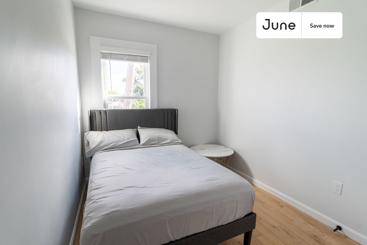 Photos of apartment on Mount Vernon St.,Boston MA 02125