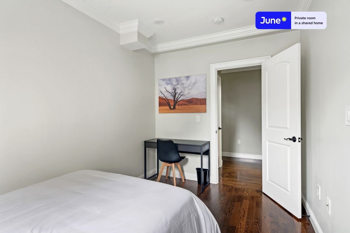 Photos of apartment on Washington St.,Boston MA 02135