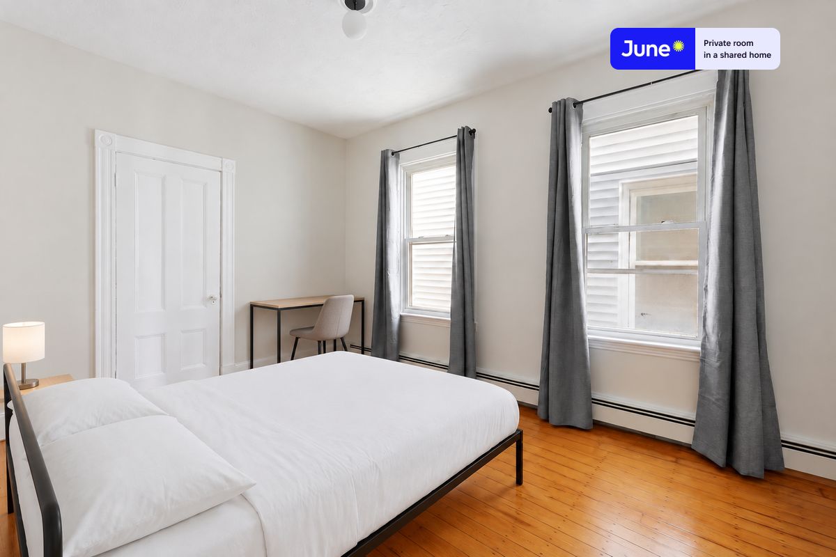 Pictures of  property for rent on School St., Boston, MA 02119
