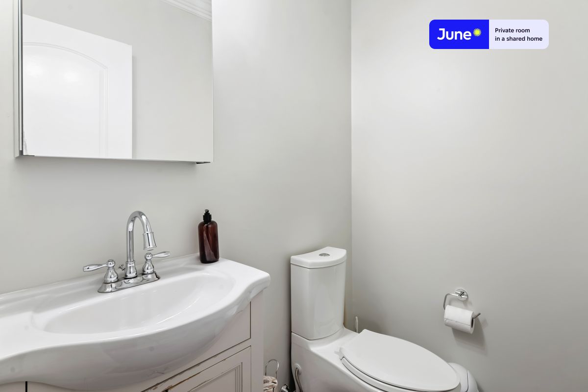 Photos of apartment on Washington St.,Boston MA 02135