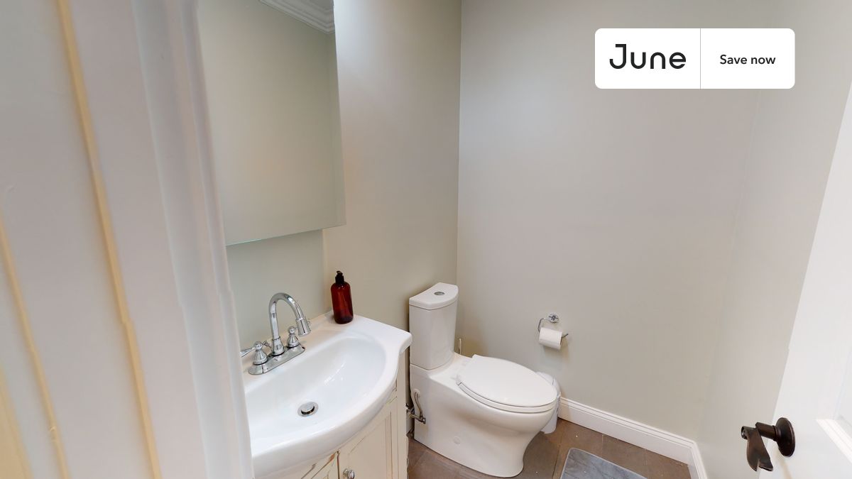 Photos of apartment on Washington St.,Boston MA 02135