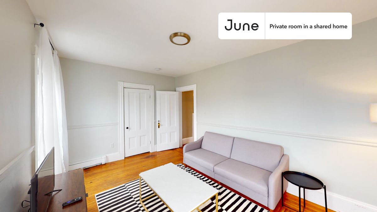 Photos of apartment on Easton St.,Boston MA 02134