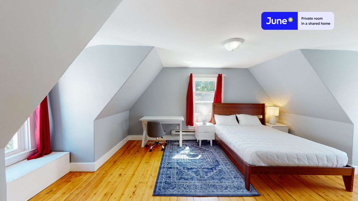 Pictures of  property for rent on Saunders St., Boston, MA 02134