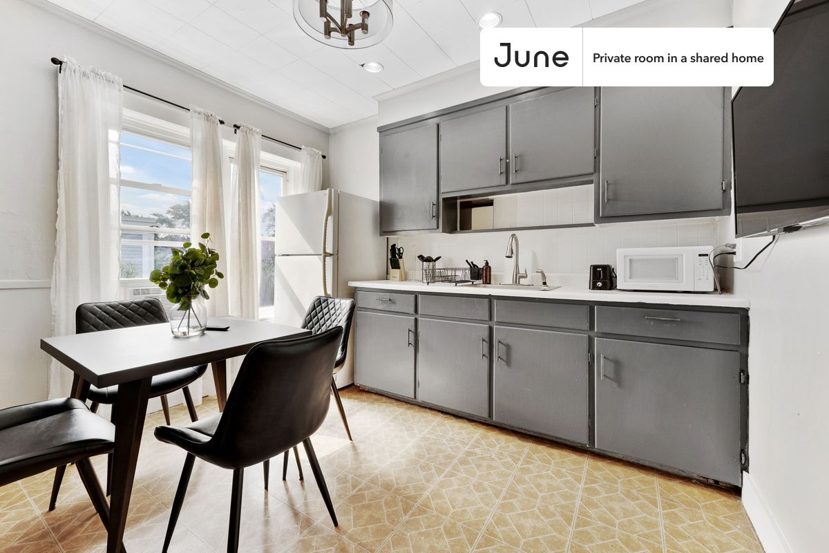 Photos of apartment on Easton St.,Boston MA 02134