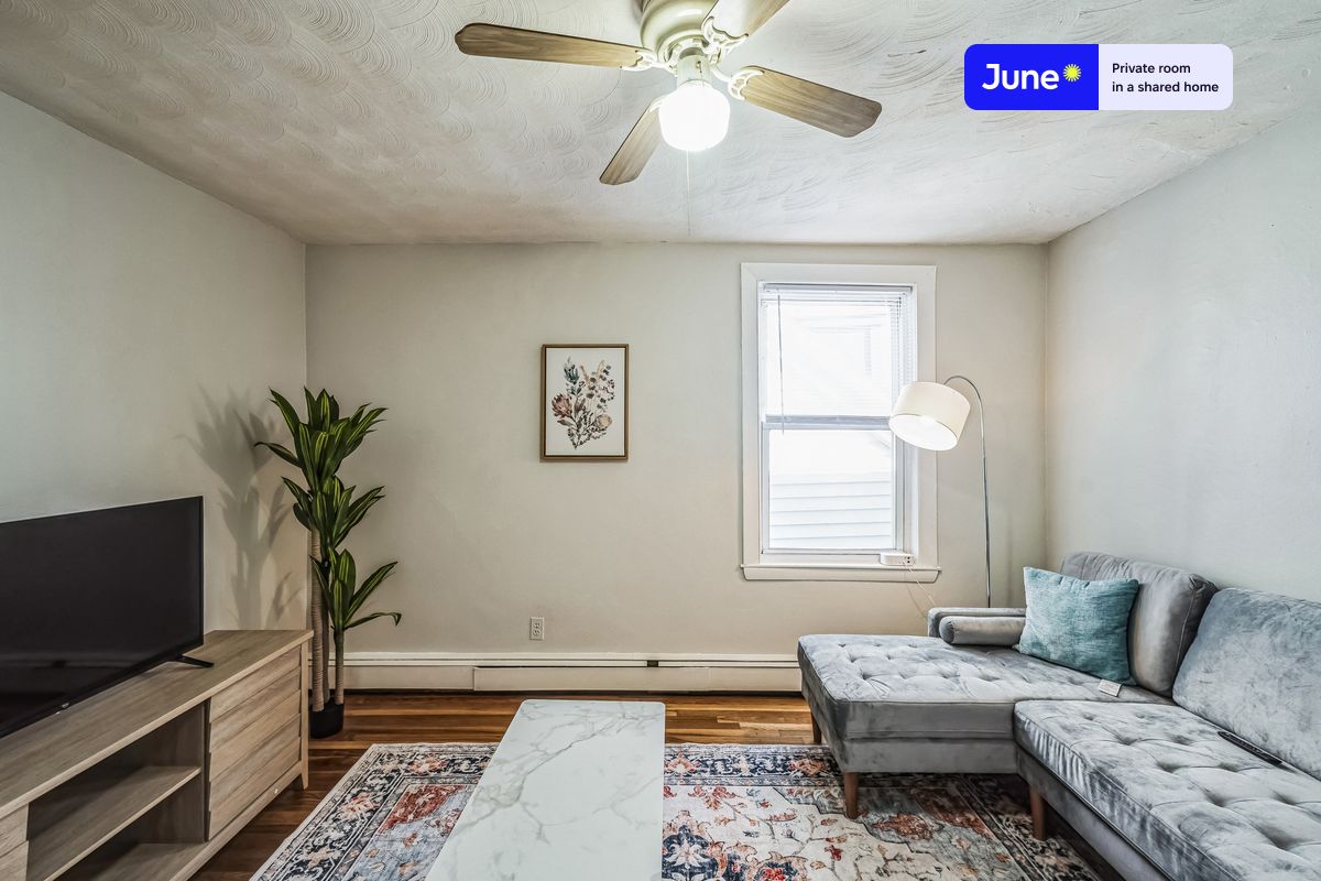 Photos of apartment on Spring St.,Boston MA 02141