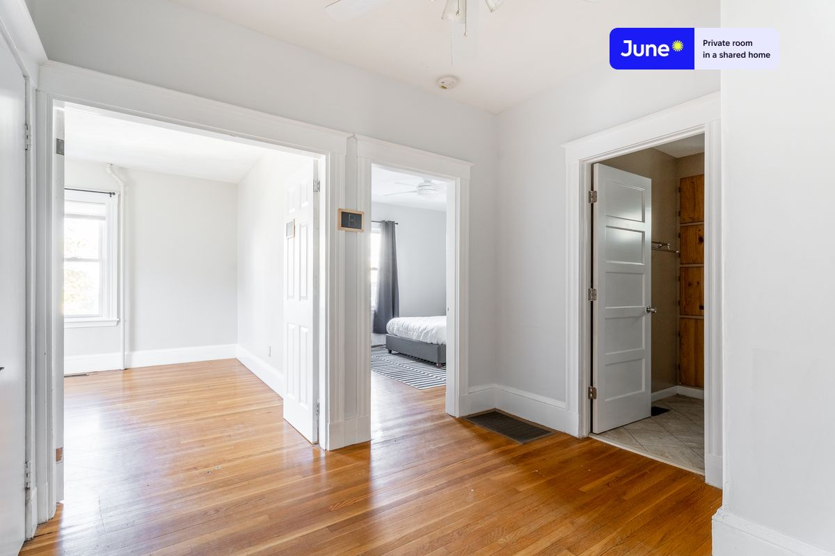 Photos of apartment on Montcalm St.,Boston MA 02135