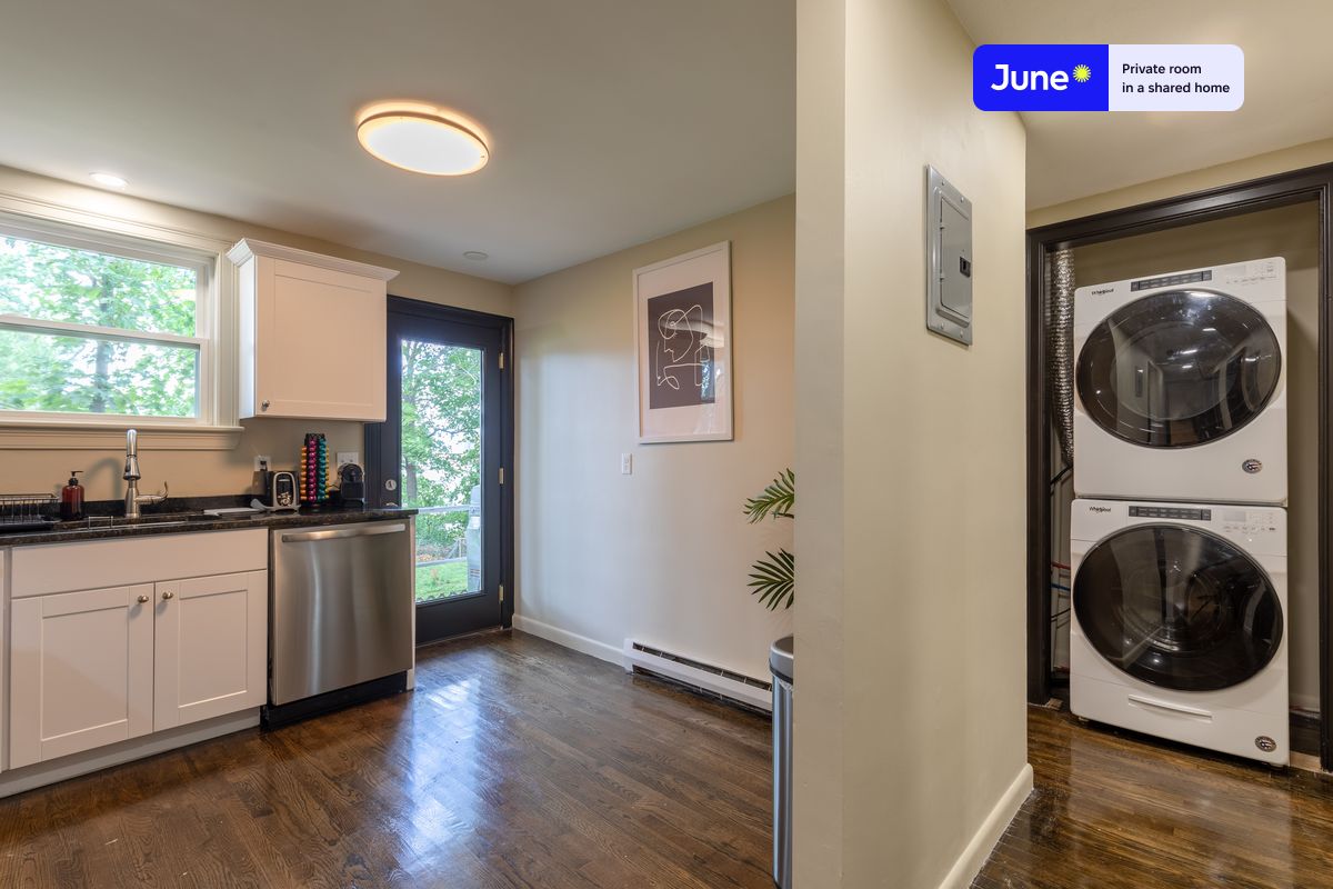 Photos of apartment on Academy Hill Rd.,Boston MA 02135