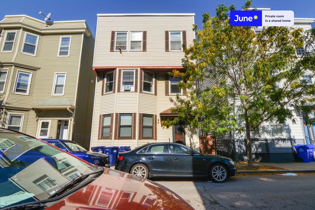 Photos of apartment on Howell St.,Boston MA 02125