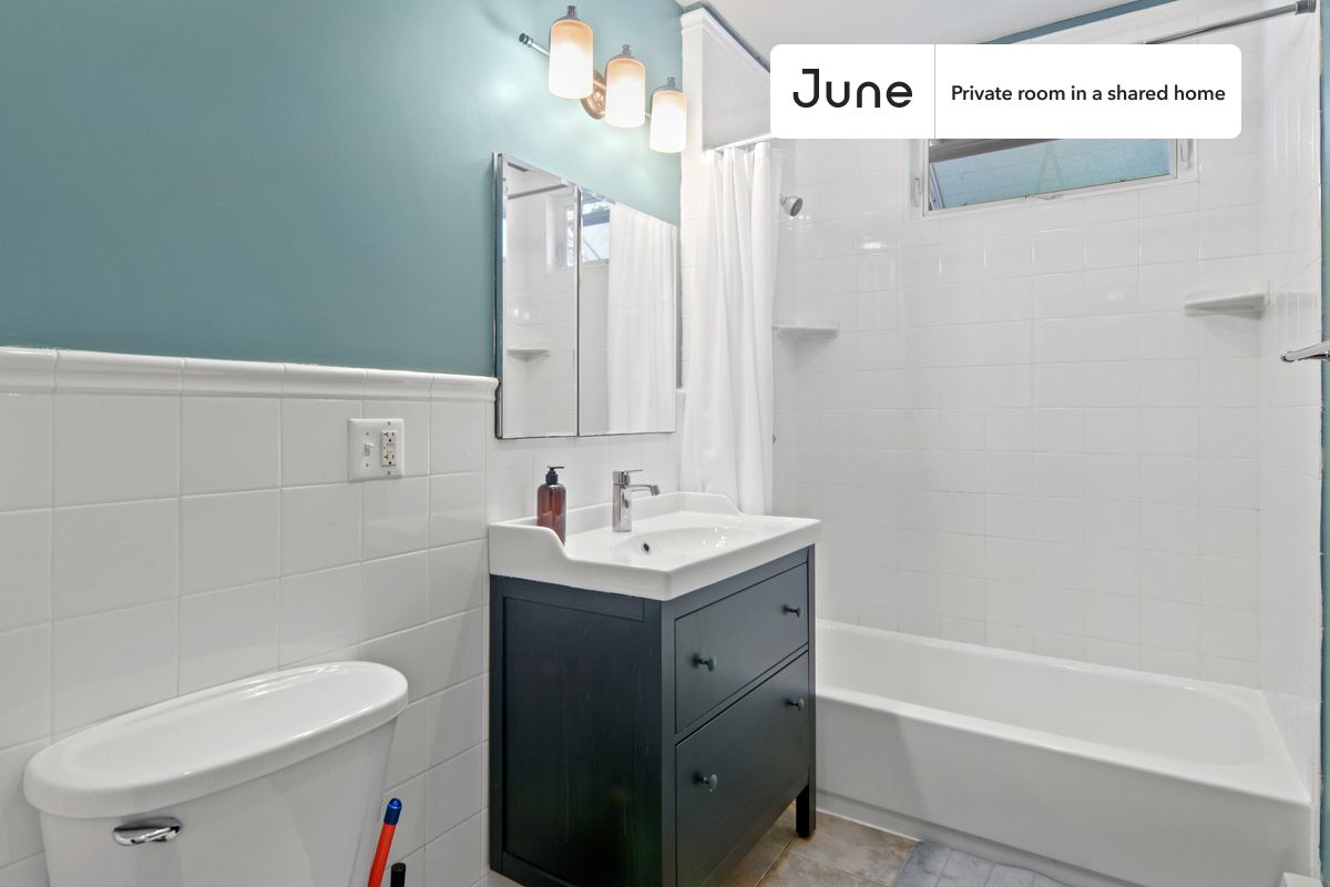 Photos of apartment on Prospect St.,Boston MA 