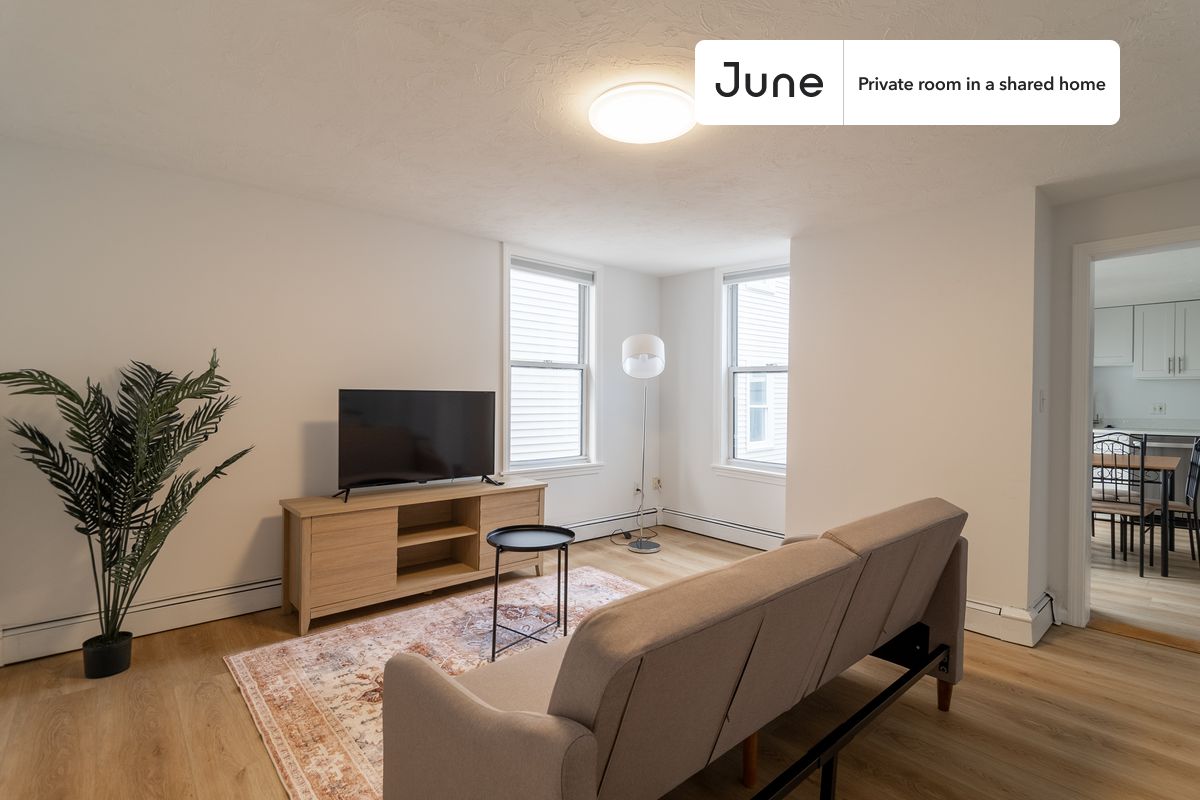 Photos of apartment on Winter St.,Boston MA 02141