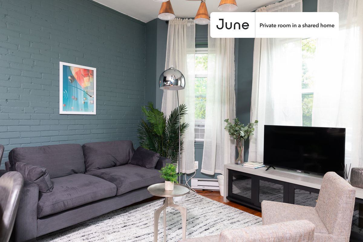 Photos of apartment on Park Dr.,Boston MA 02215