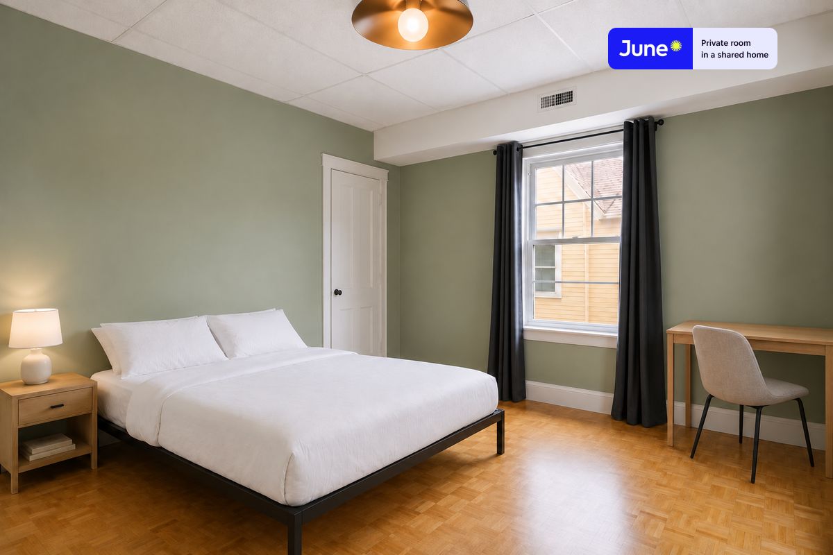 Pictures of  property for rent on Putnam Ave., Boston, MA 02139