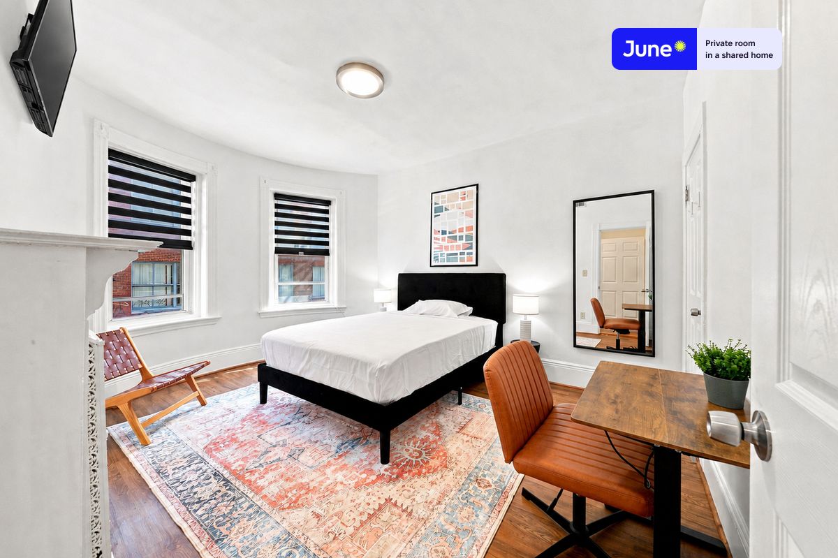 Pictures of  property for rent on Linden St., Boston, MA 02134