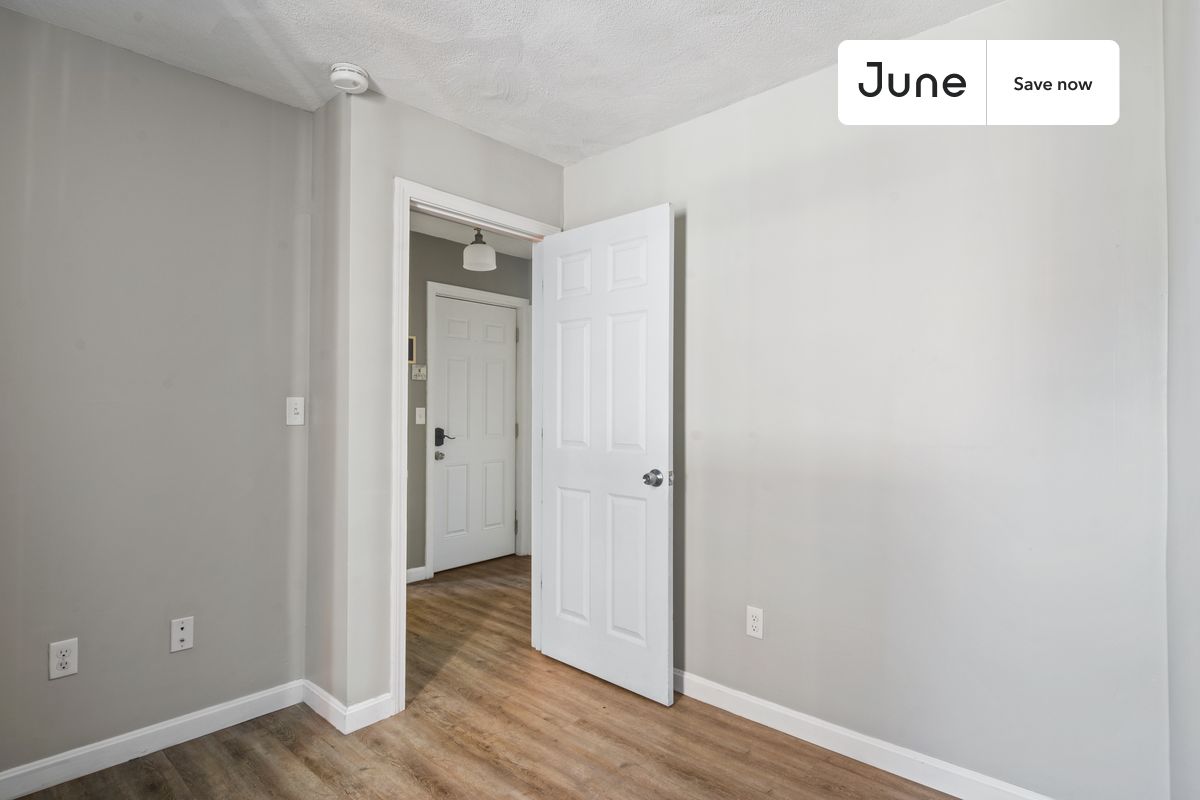 Photos of apartment on North Bennet,Boston MA 02113