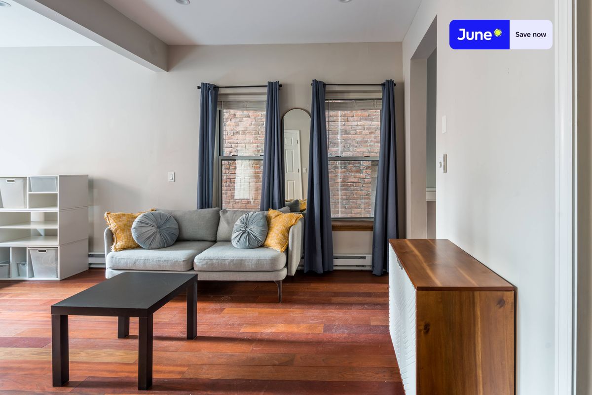 Photos of apartment on Salem St.,Boston MA 02113
