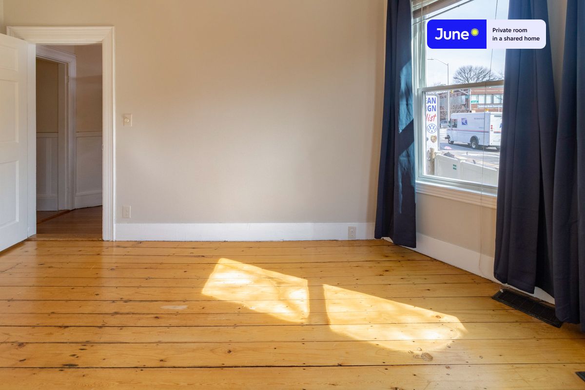 Photos of apartment on Prospect St.,Boston MA 02139