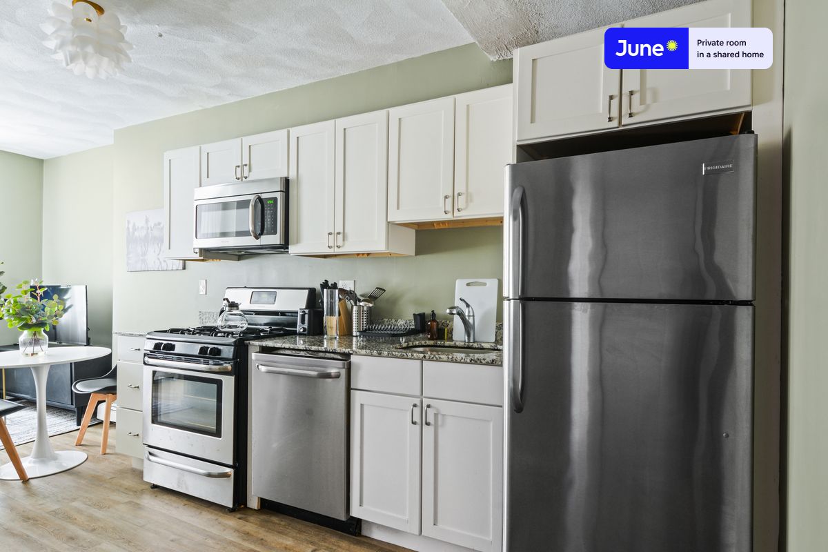 Photos of apartment on North Bennet,Boston MA 02113