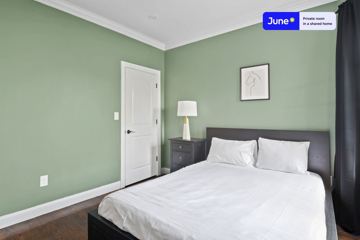 Photos of apartment on Kenneson Rd.,Boston MA 02145