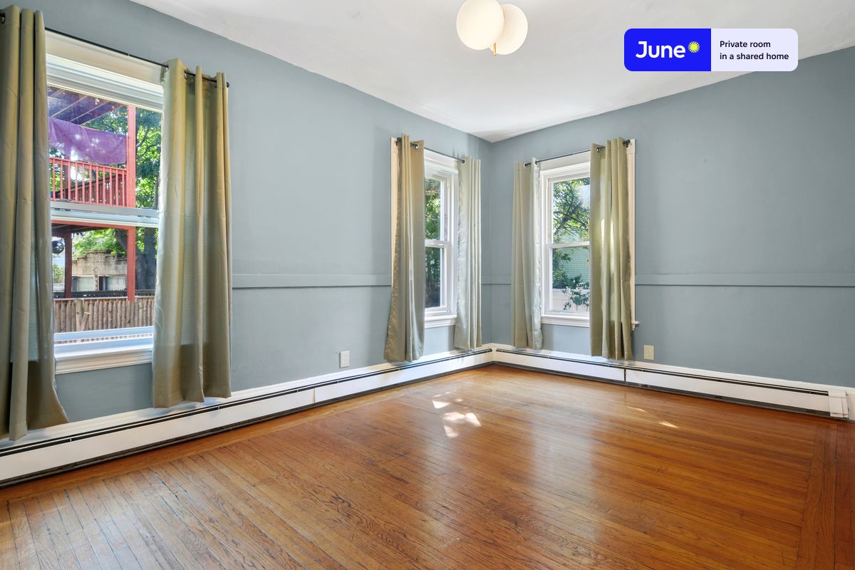 Photos of apartment on Easton St.,Boston MA 02134