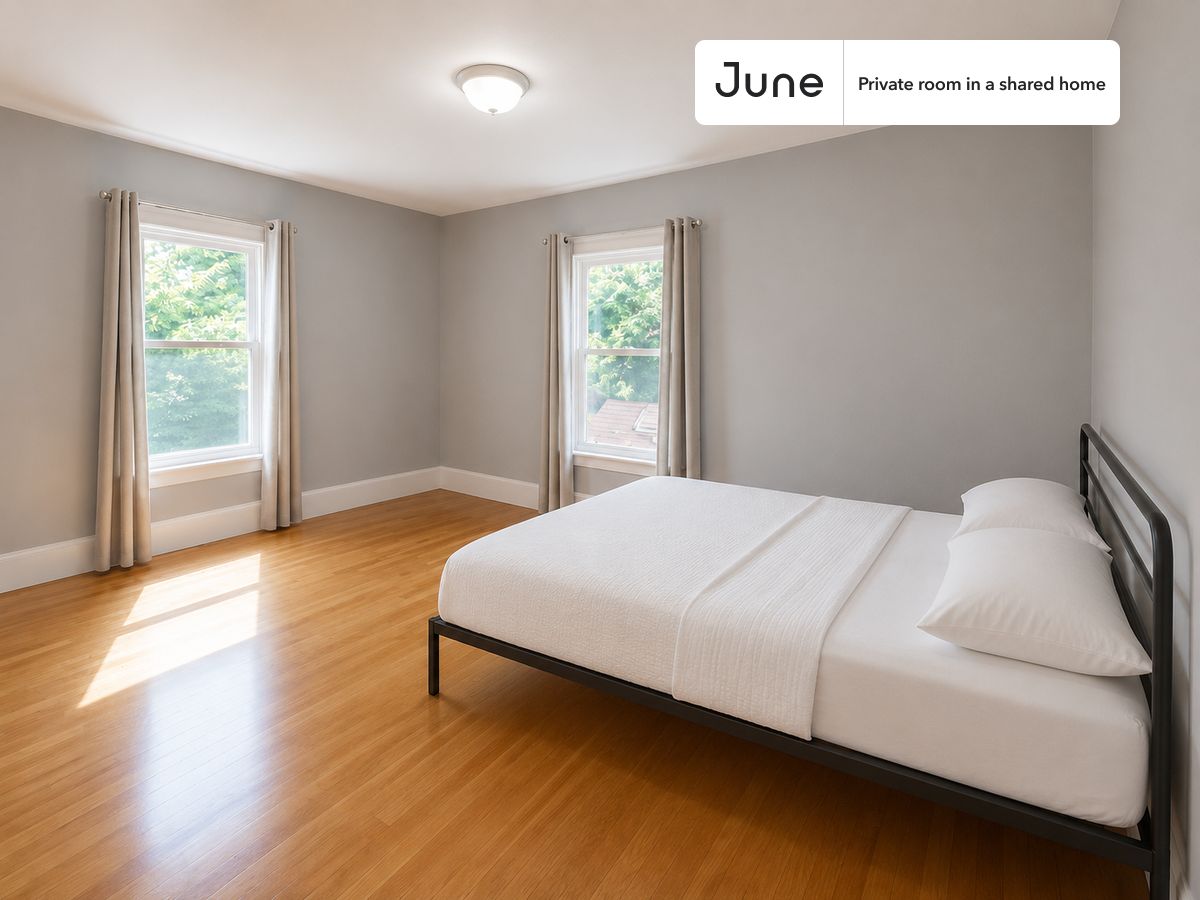 Pictures of  property for rent on Saunders St., Boston, MA 02134