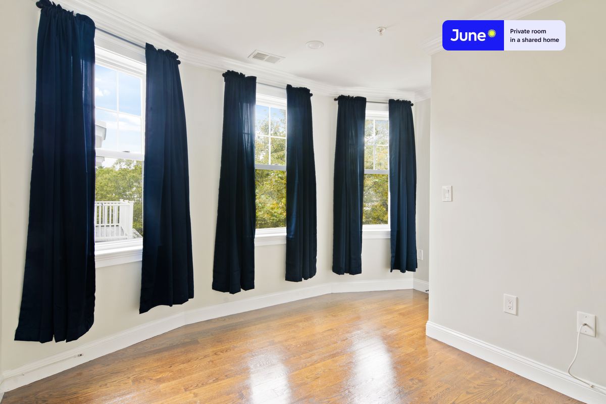 Photos of apartment on Washington St.,Boston MA 02135